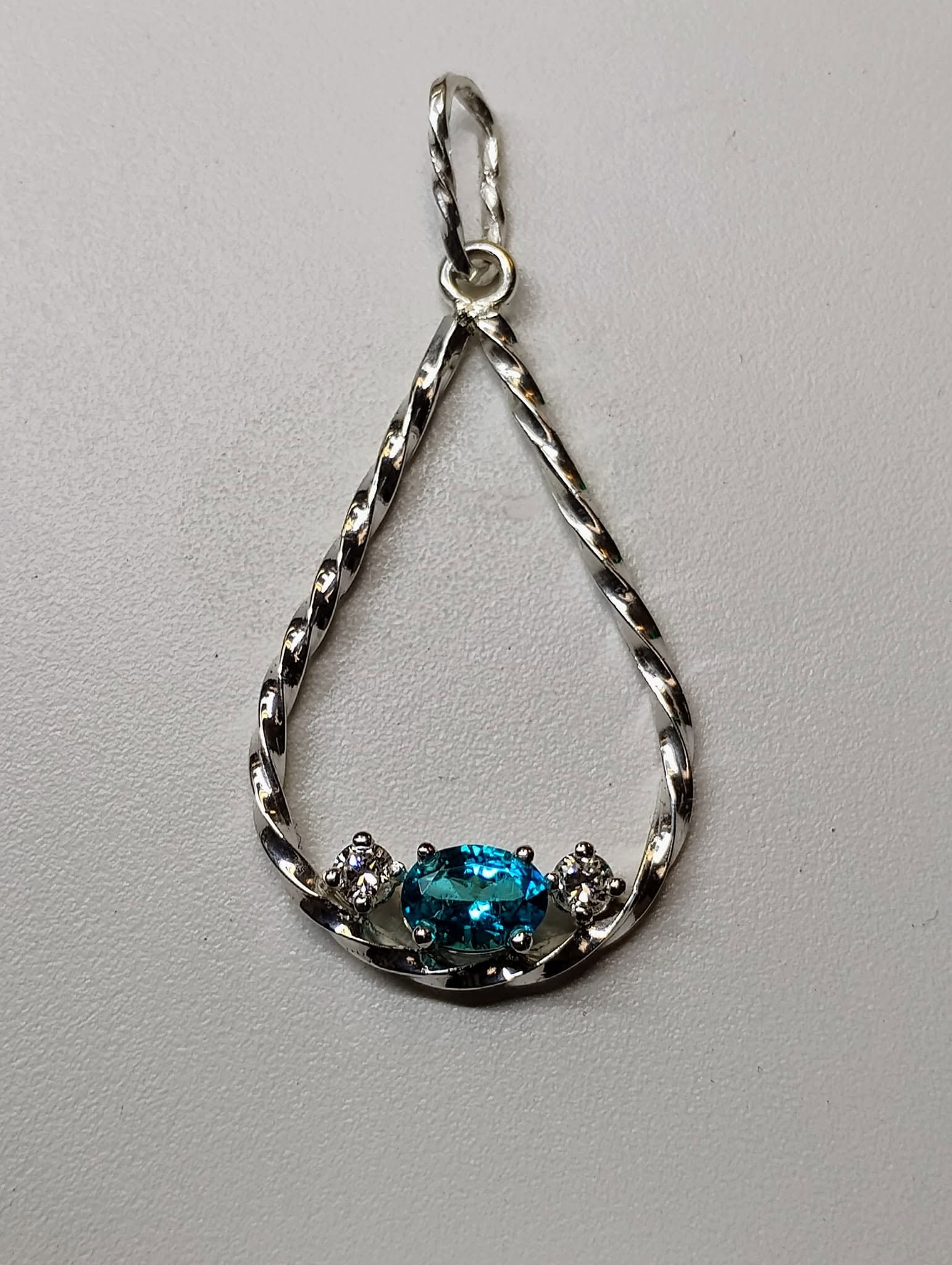 Custom designed jewelry in Fort Wayne Indiana